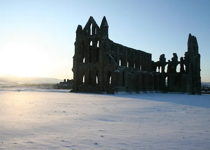 Teesdale Уитби
